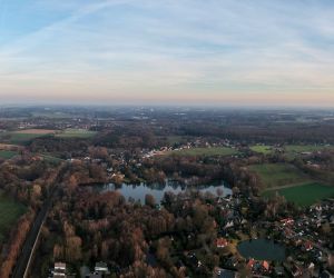 Luftbild von Rethorn mit Kamerner See, Westansicht