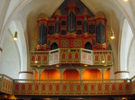 St. Cyprian- und Cornelius-Kirche mit Arp Schnitger-Orgel